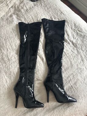 Pleaser Seduce Black Patent Thigh Highs